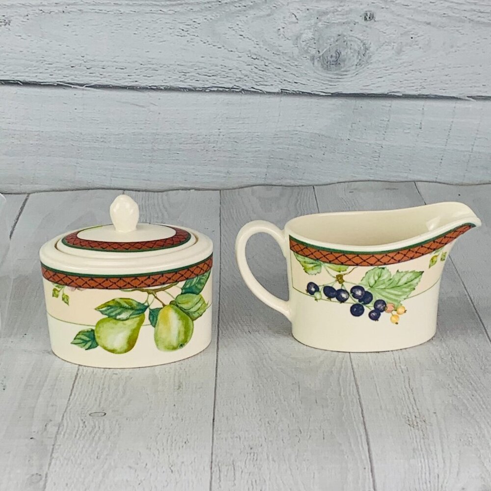 Johnson Brothers AUTUMN GROVE Blueberries Fruit Lidded Sugar Bowl & Creamer Set - Picture 2 of 10
